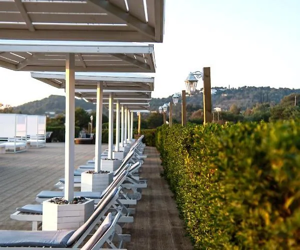 Galaxy 3* Πόρτο Χέλι